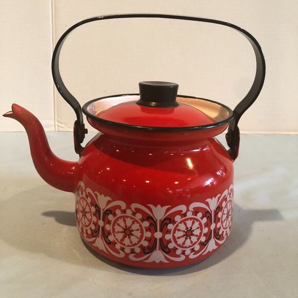 VINTAGE Finel Red Retro Design Enamel Teapot #F51